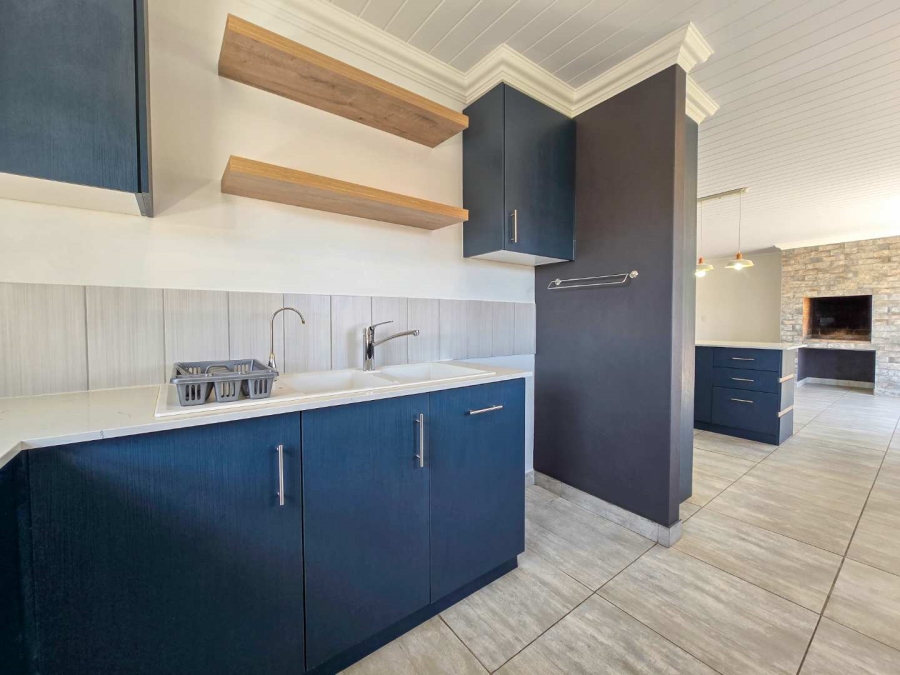 3 Bedroom Property for Sale in Stilbaai Wes Western Cape